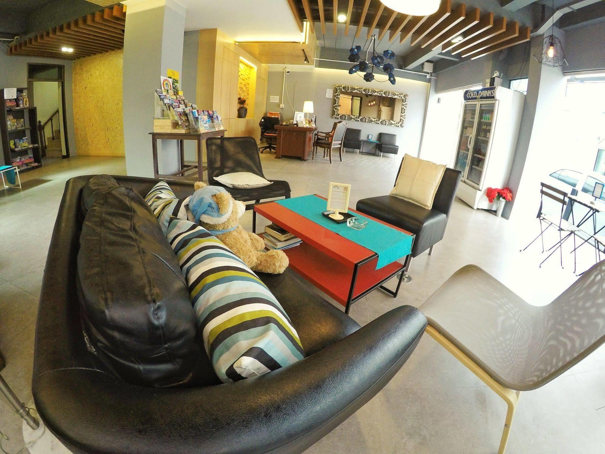 Sea Front Home Hotel - Patong Beach Εξωτερικό φωτογραφία